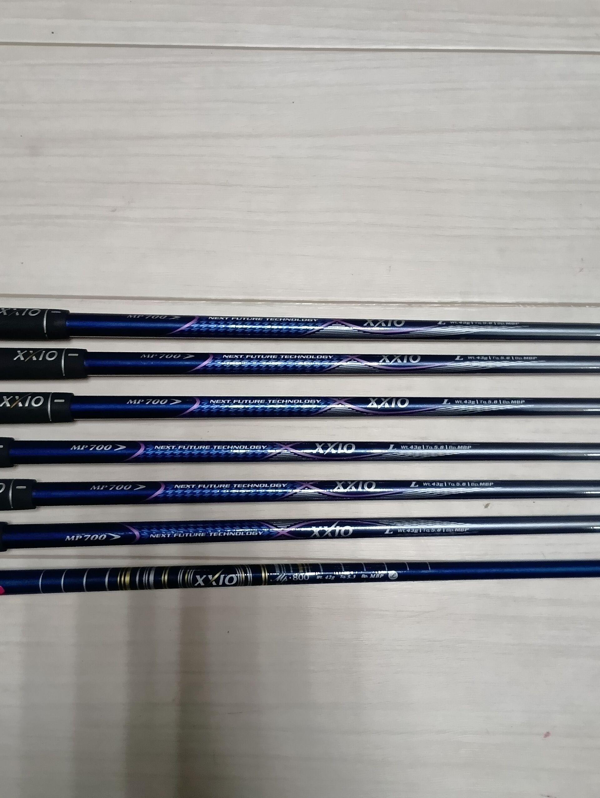 【8,000円】レーディス ゼクシオ 7本アイアンセット 純正シャフトL